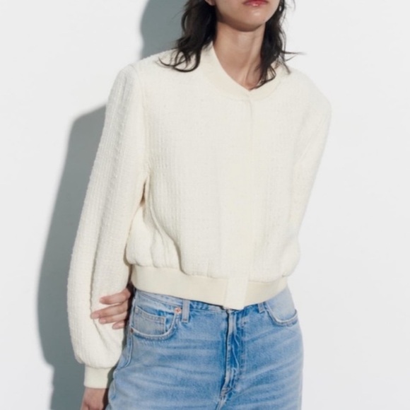 NWOT Zara Textured Ivory Cropped Bomber Jacket Size Large - Picture 1 of 13